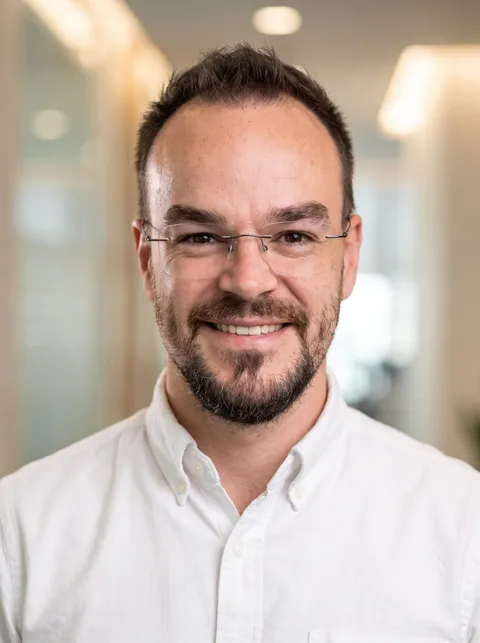 Portrait of Dr Rob Green, Head of R&D at QuberTech